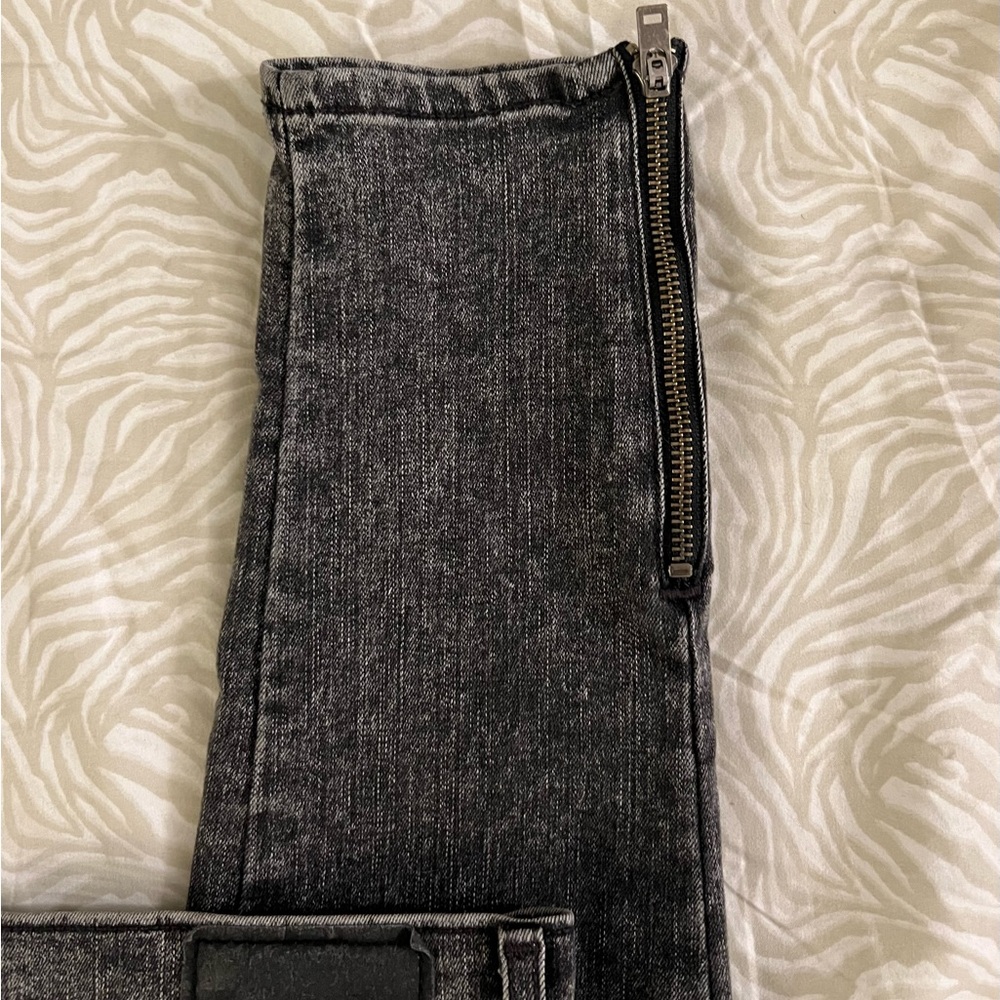 Levi’s High Rise Faded Black Stretch Skinny Jeans Women’s Size 31 - Picture 3 of 5